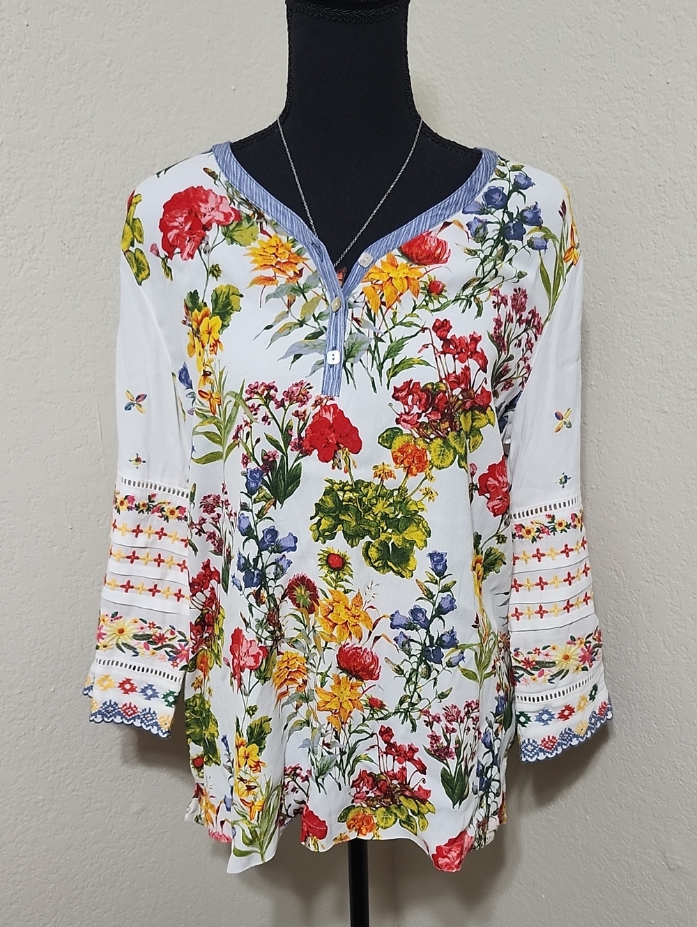 John Mark White Floral Button-Front Tunic with Red Yellow Green Blue Accents